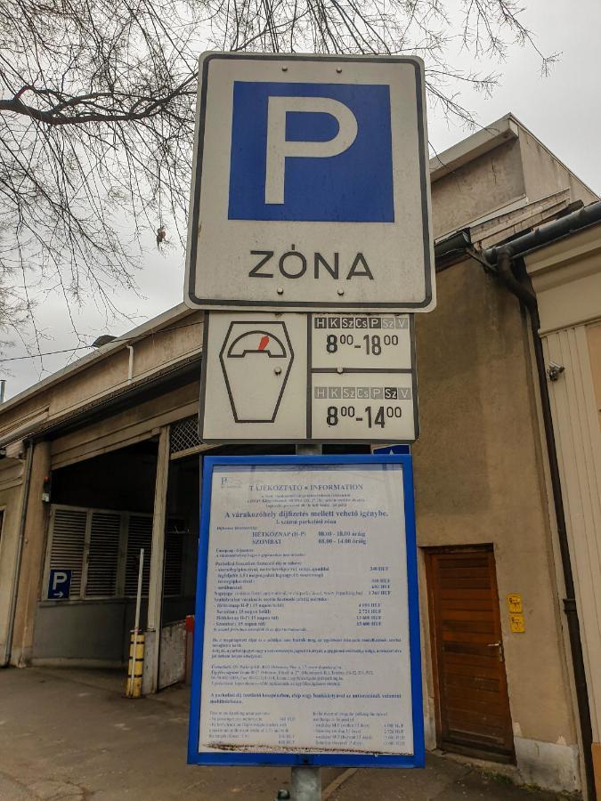 Aweshome City Apartment - 3 Bedrooms And Free Parking Debrecen Exterior photo